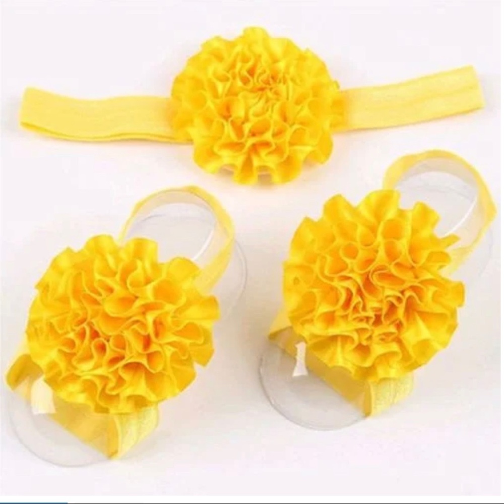 New Baby Flower Headband and Flower Sandals Sz 0-3 Mo.